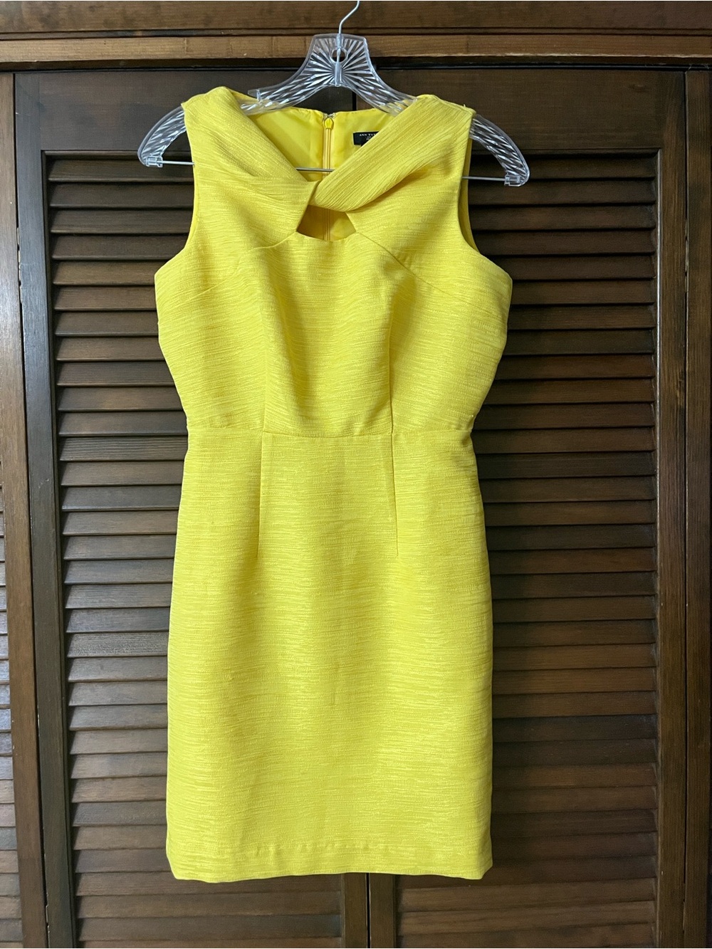 Ann Taylor Sleeveless Yellow Sheath Dress with Twist Neck